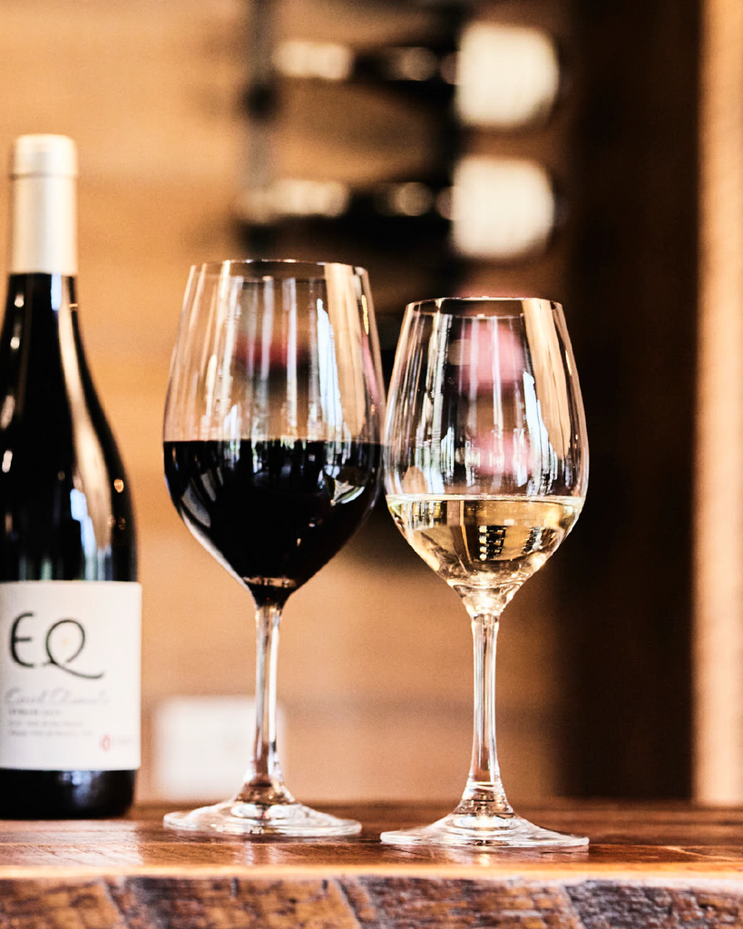 ¿Cómo elegir tus vinos en invierno? Una guía Matetic para disfrutar la temporada con la copa correcta